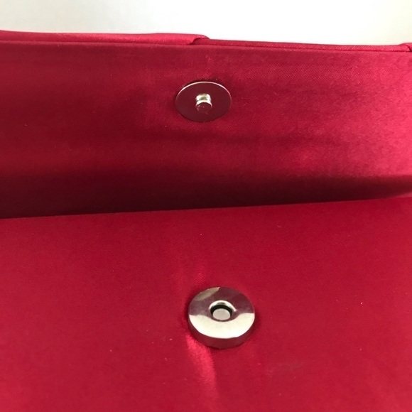 Fioni Night Silk Burgundy Purse Crystals Evening Purse - Picture 4 of 10